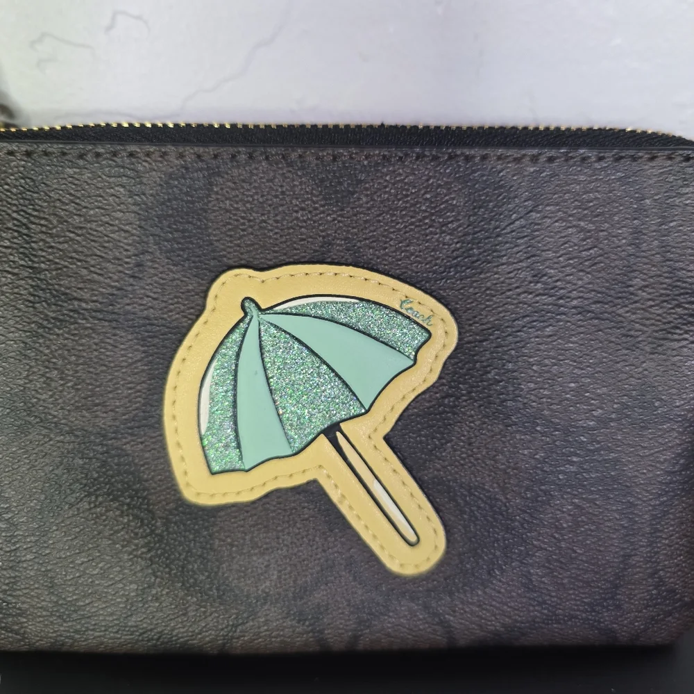 Coach Umbrella Patch‎ Brown Logo Wristlet Cardholder